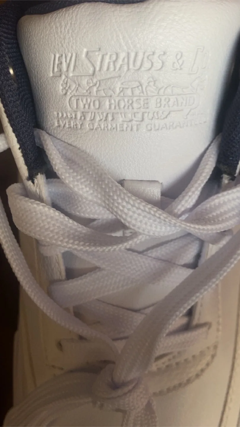 Levi's White Sneakers - Men's Size 10 image indicator(2)