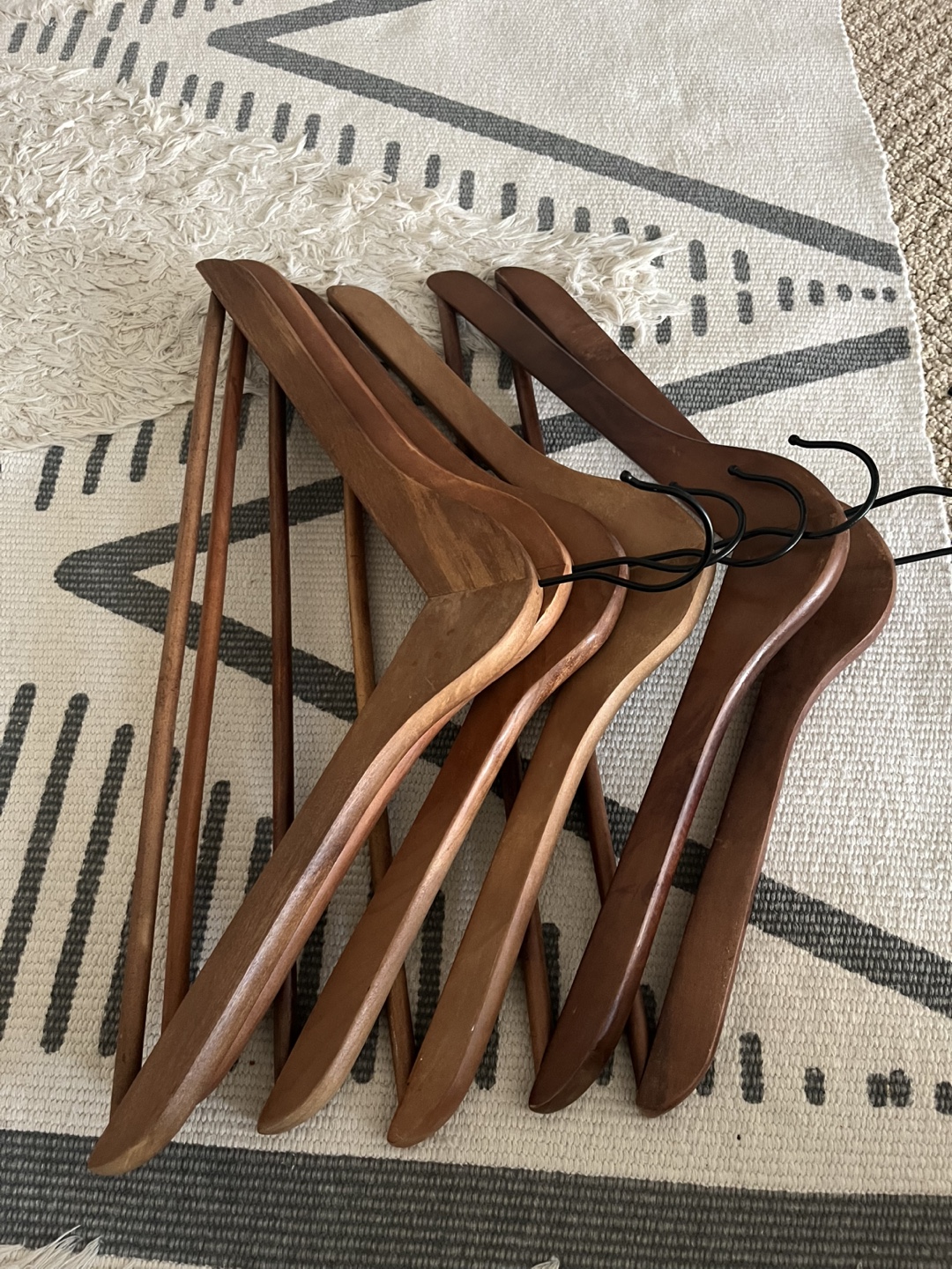 Wooden Clothes Hangers (Set of 6) - photo 2