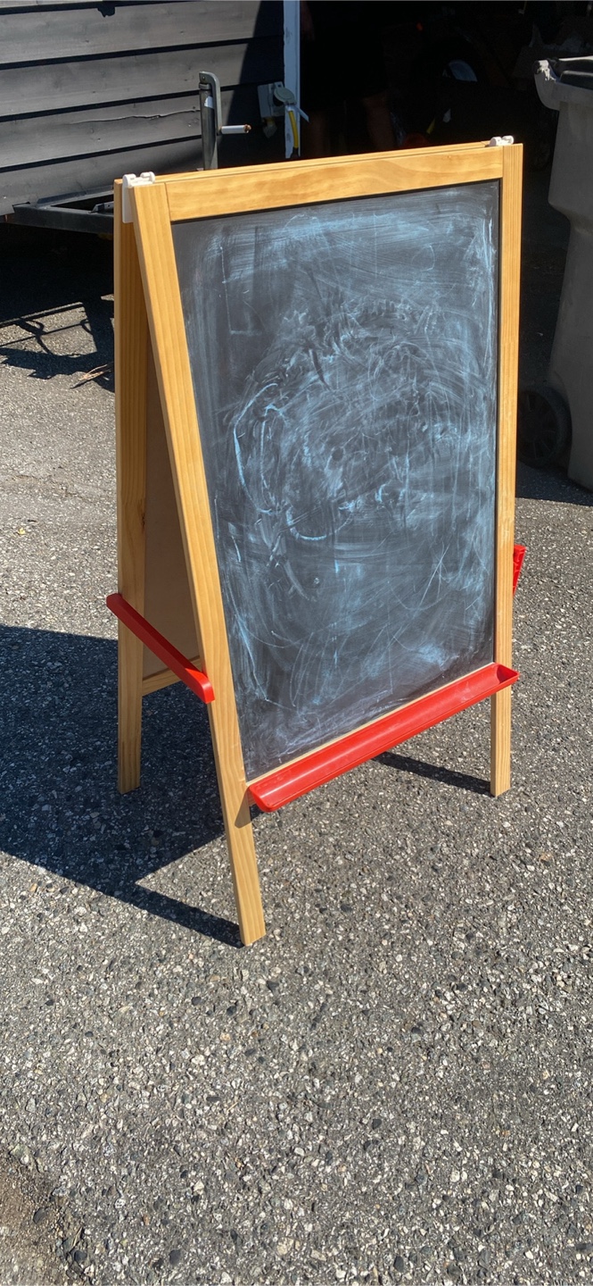 Wooden Easel with Chalkboard & Paper Roll - photo 2