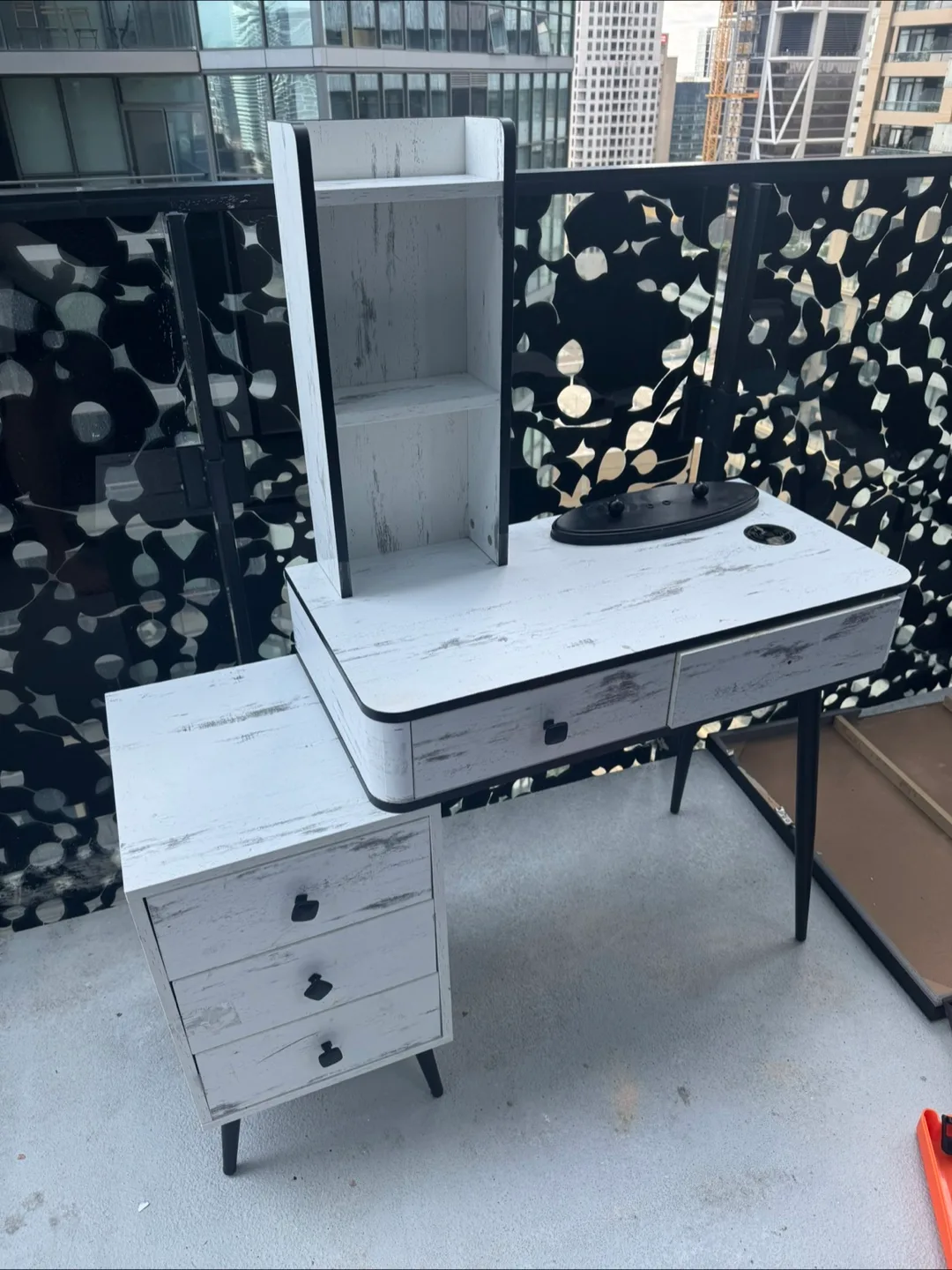 ✨ Vanity Table w/ Stool – Originally $450!! *READ DESCRIPTION* image indicator(2)