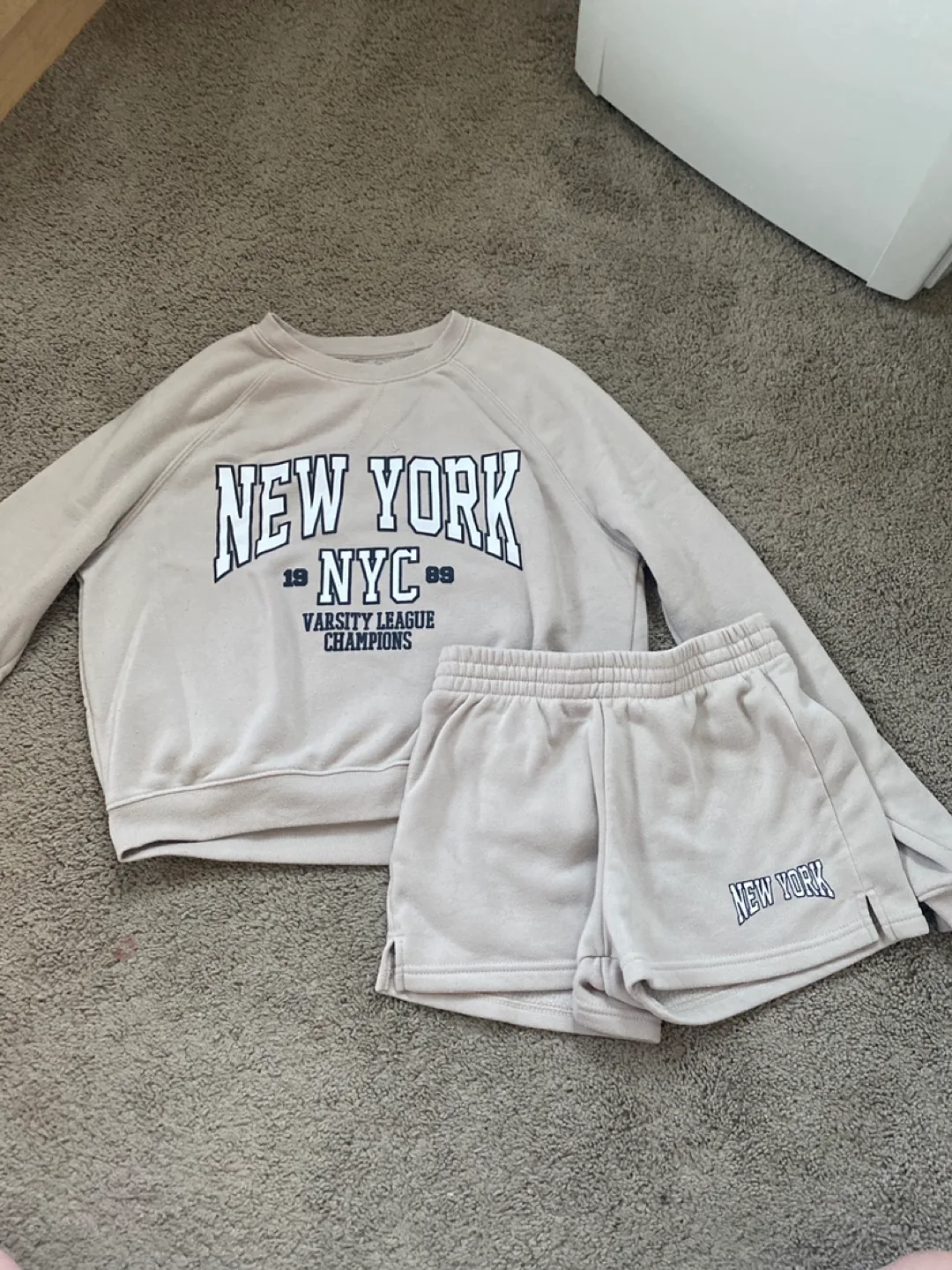 Matching New York Sweatshirt & Shorts Set thumbnail