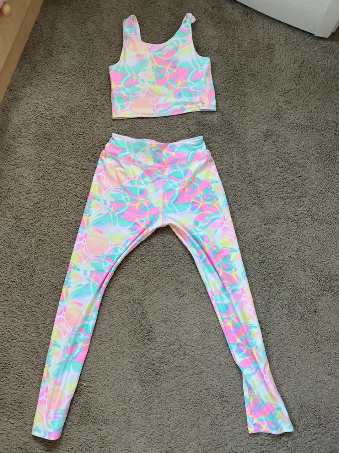 Matching Crop Top & Leggings Set thumbnail