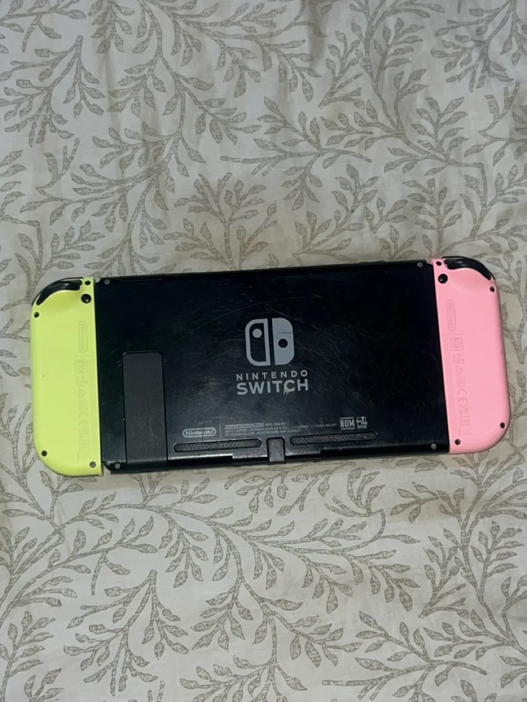 Nintendo Switch Console with Pink & Green Joy-Cons image indicator(4)