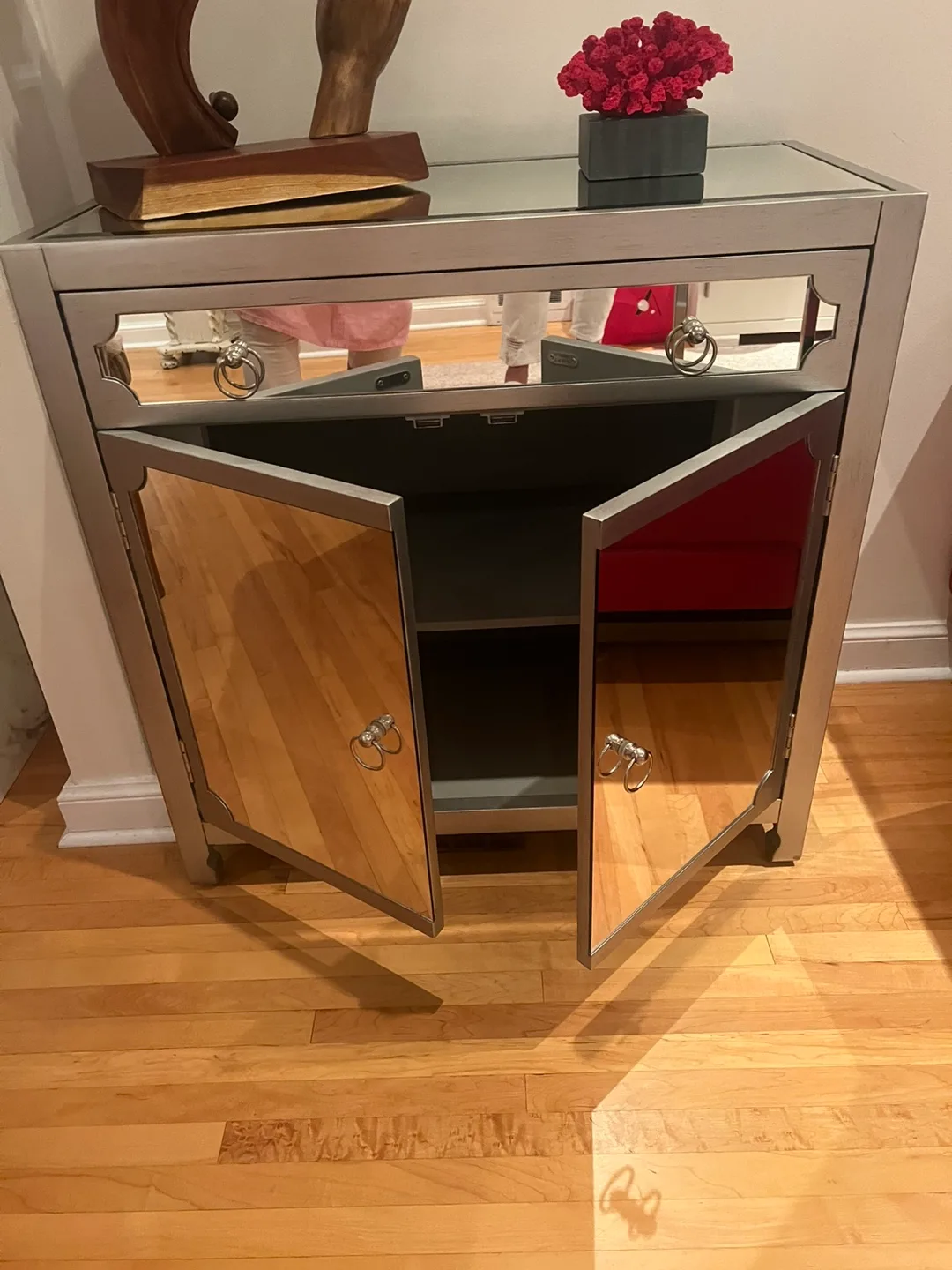 Mirrored Accent Cabinet image indicator(3)