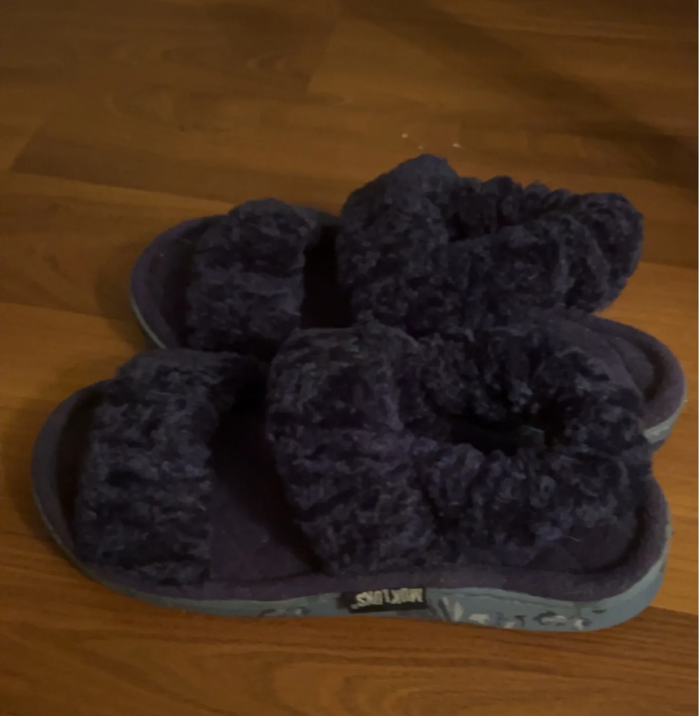 MUK LUKS Women's Size 8 Slippers thumbnail
