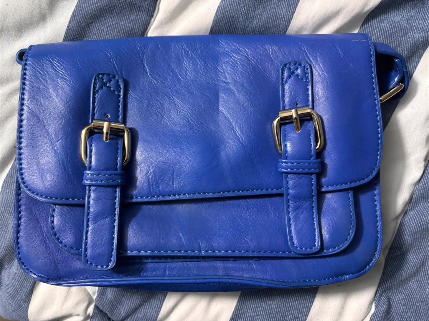 Blue Purse from Forever21 thumbnail