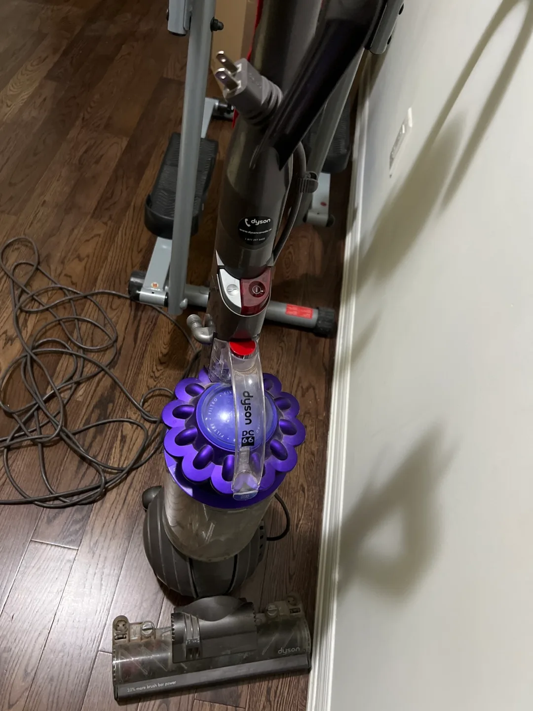 Dyson DC66 Vacuum thumbnail