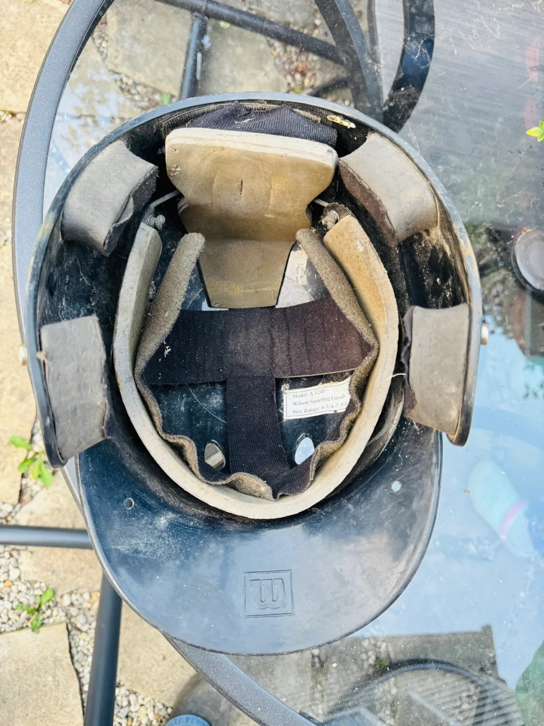 Please make a fair offer - Adult Wilson Baseball Helmet image indicator(2)