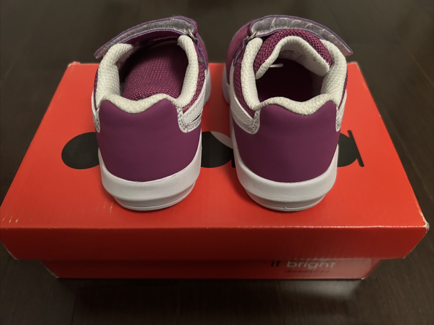 Brand New - Diadora Toddler Sneakers - Size 7T Eur24 - photo 3
