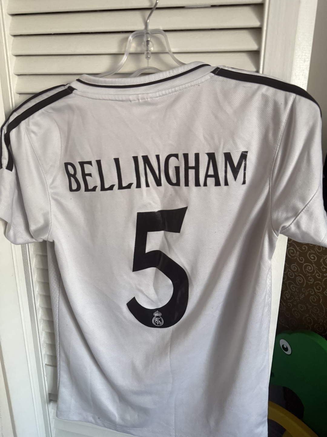 Adidas Real Madrid Bellingham #5 Jersey - Size S - photo 4