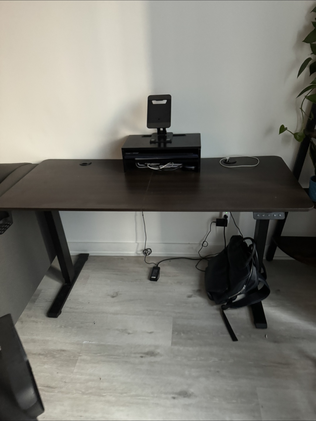 Height-Adjustable Desk (Sitting & Standing) – 55” - photo 3