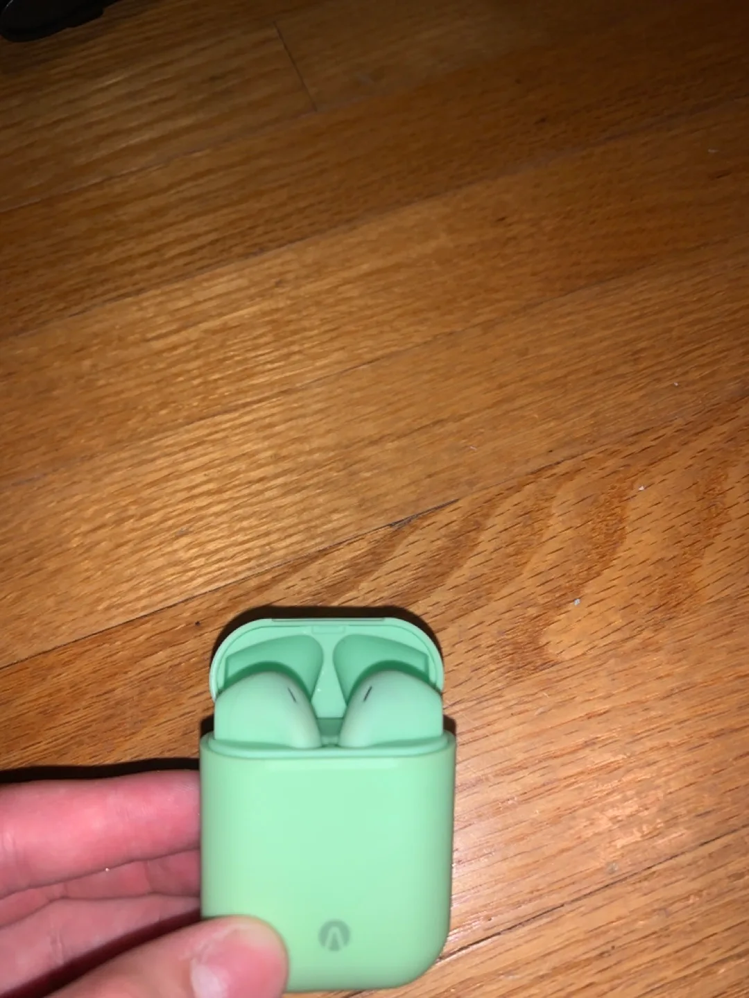 Mint Green Wireless Earbuds image indicator(2)