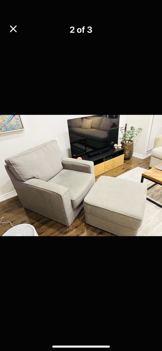 Gray Armchair with Ottoman