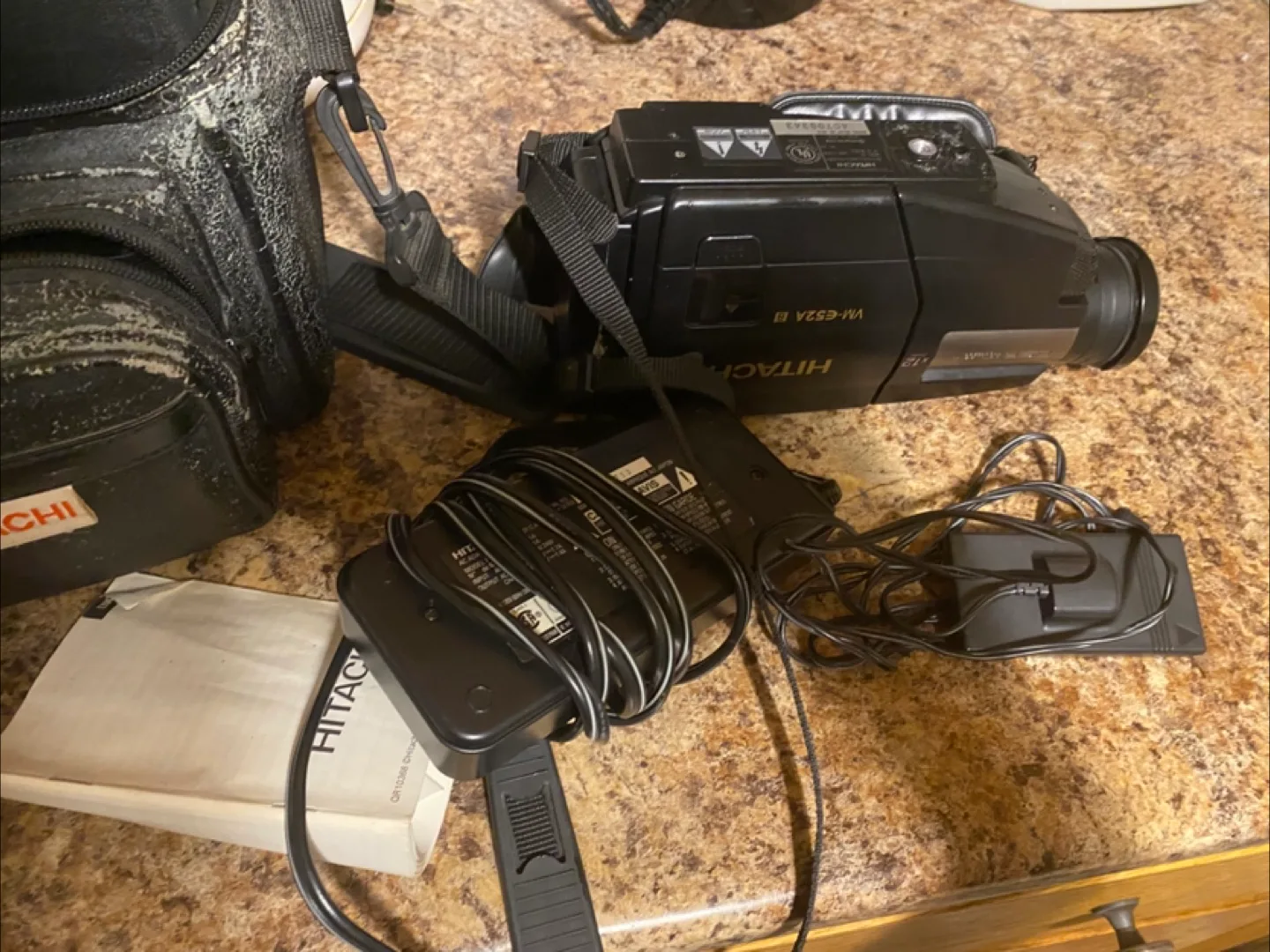 Hitachi VM-E52A 8mm Camcorder image indicator(3)