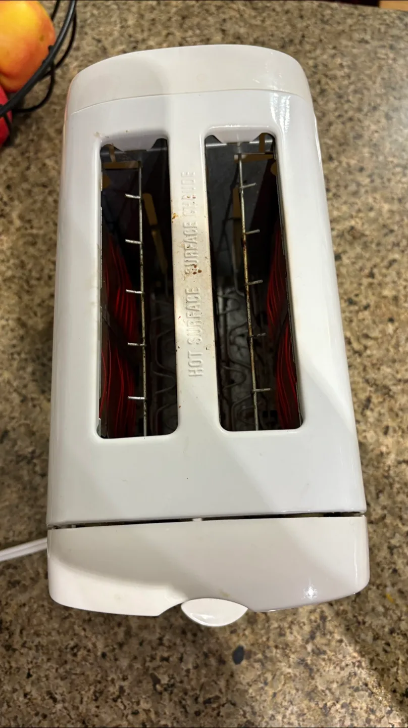 Traditions Toaster - White image indicator(3)