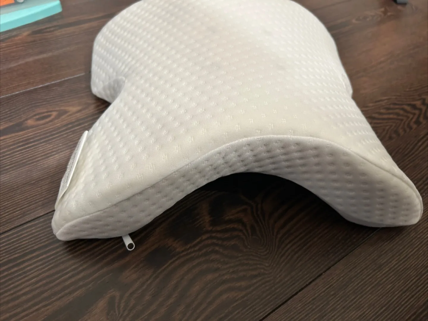 Pressure Free Memory Pillow image indicator(4)