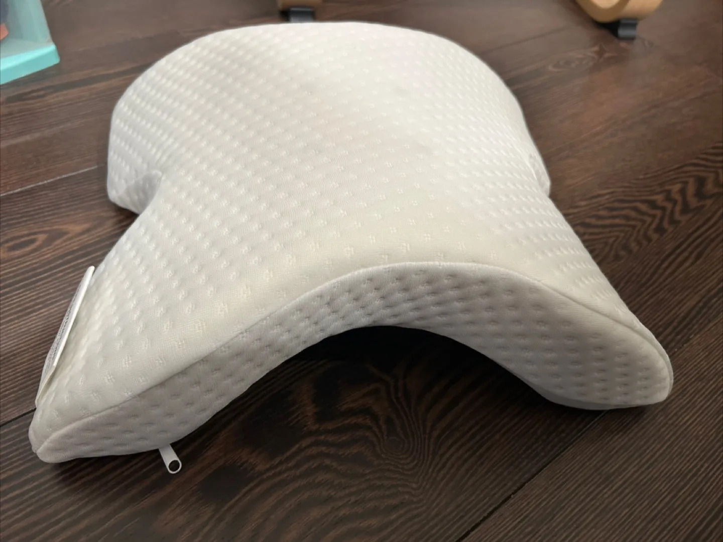 Pressure Free Memory Pillow image indicator(3)