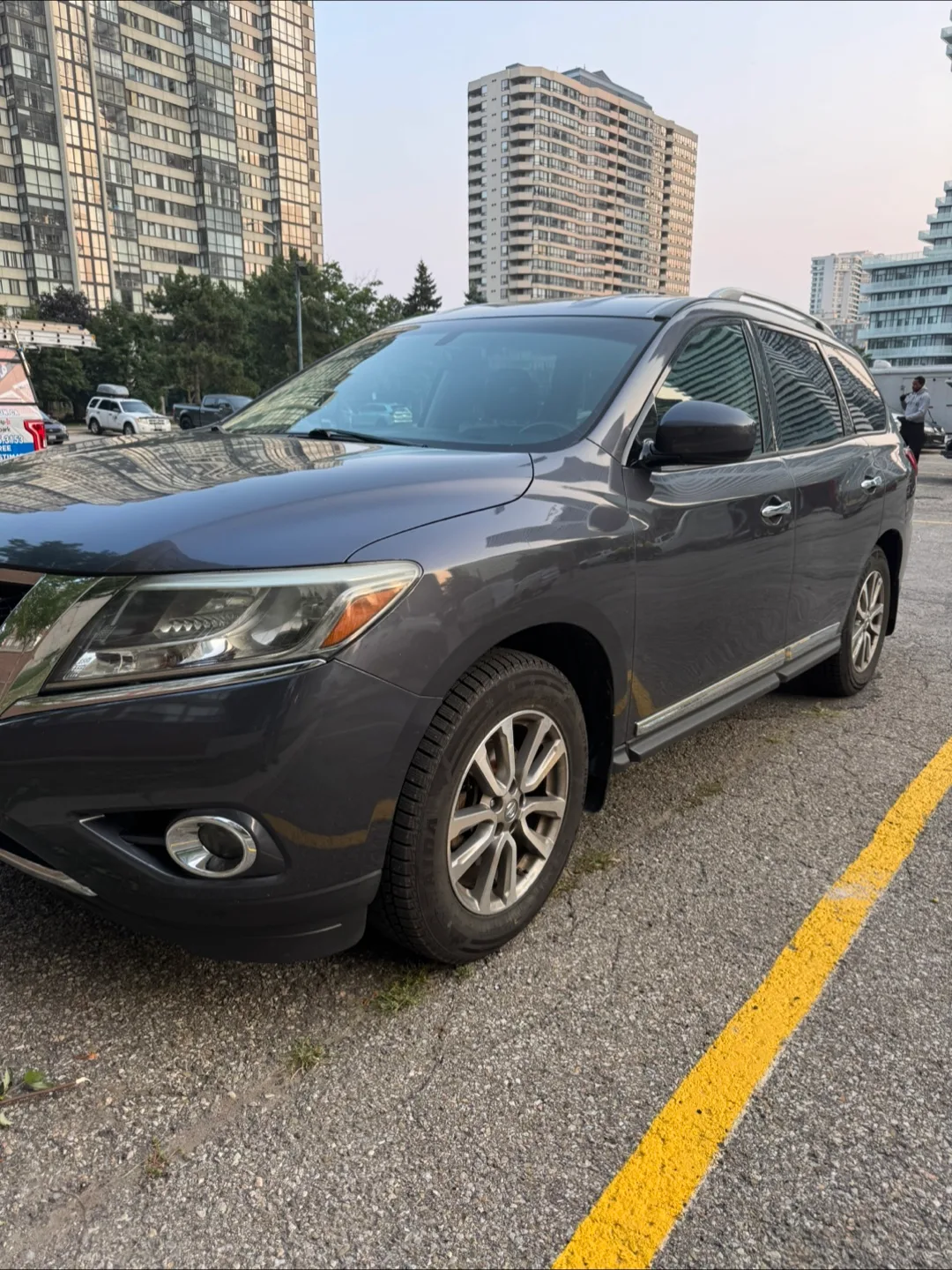 Nissan Pathfinder 2014 SL Trim AWD image indicator(3)