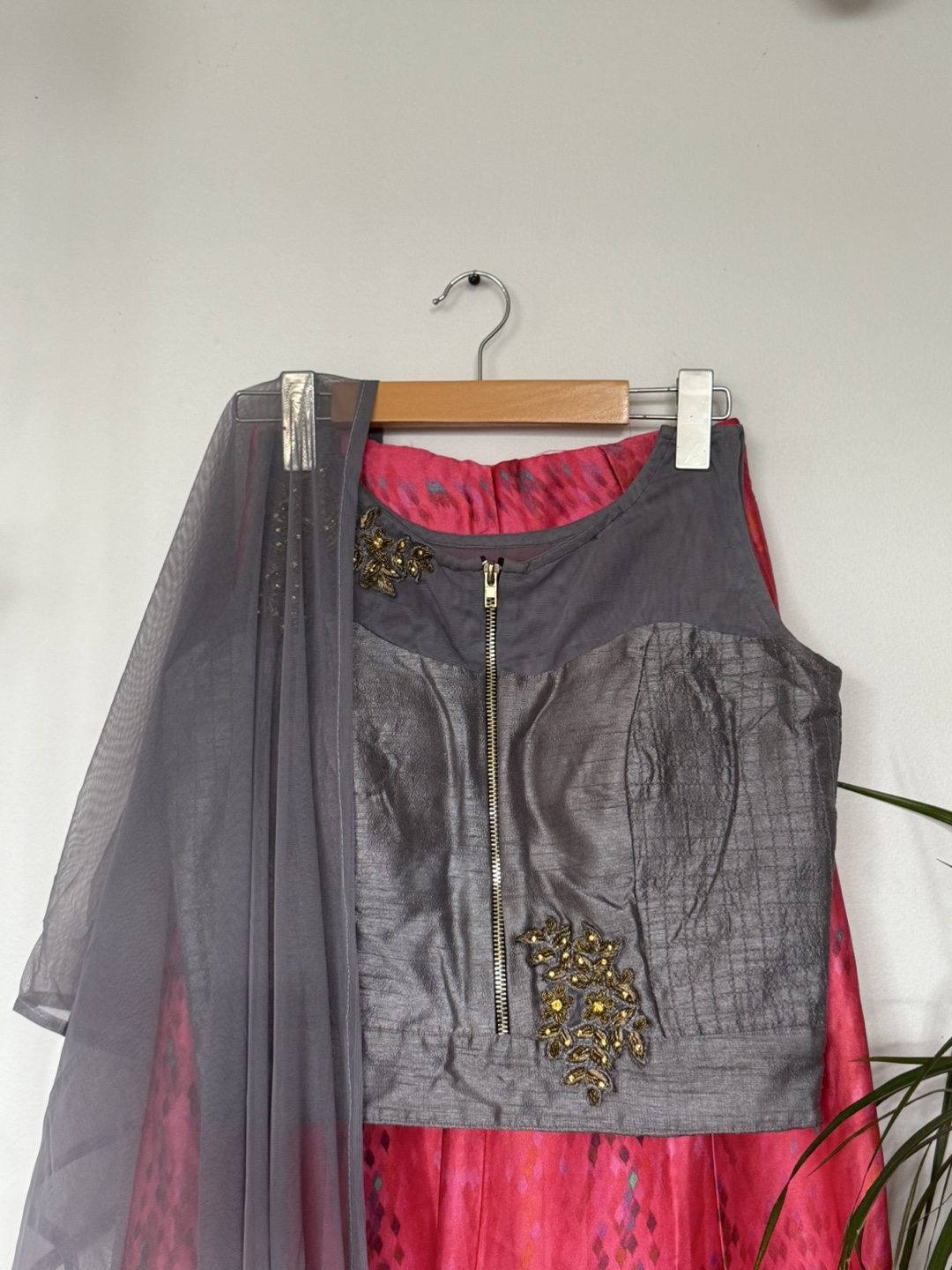 Grey & Pink Indian Lehenga Choli Set - photo 5