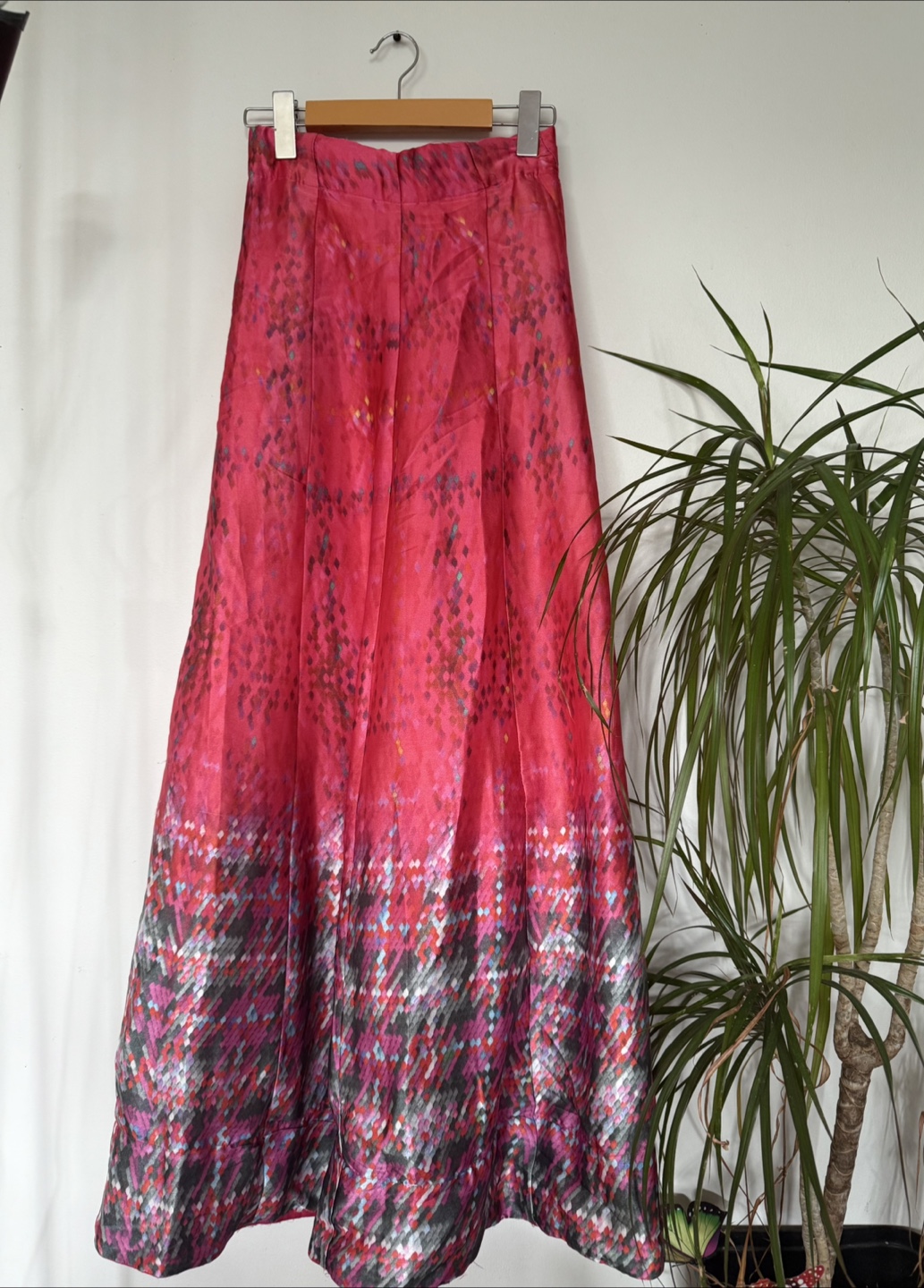 Grey & Pink Indian Lehenga Choli Set - photo 2