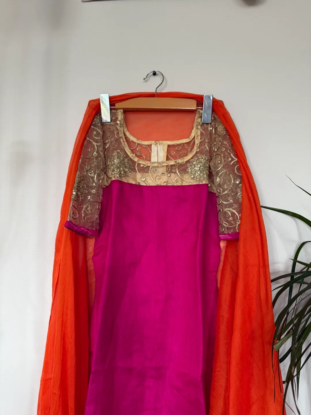 Orange Salwar Kameez Suit image indicator(5)