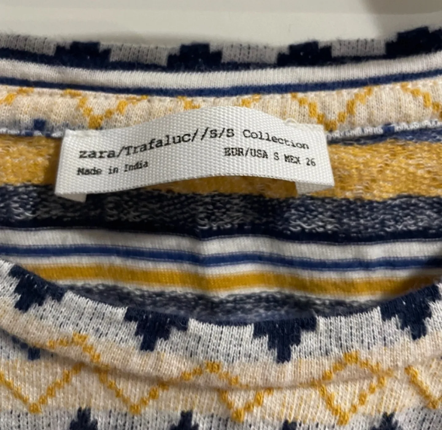 Zara top-small image indicator(2)