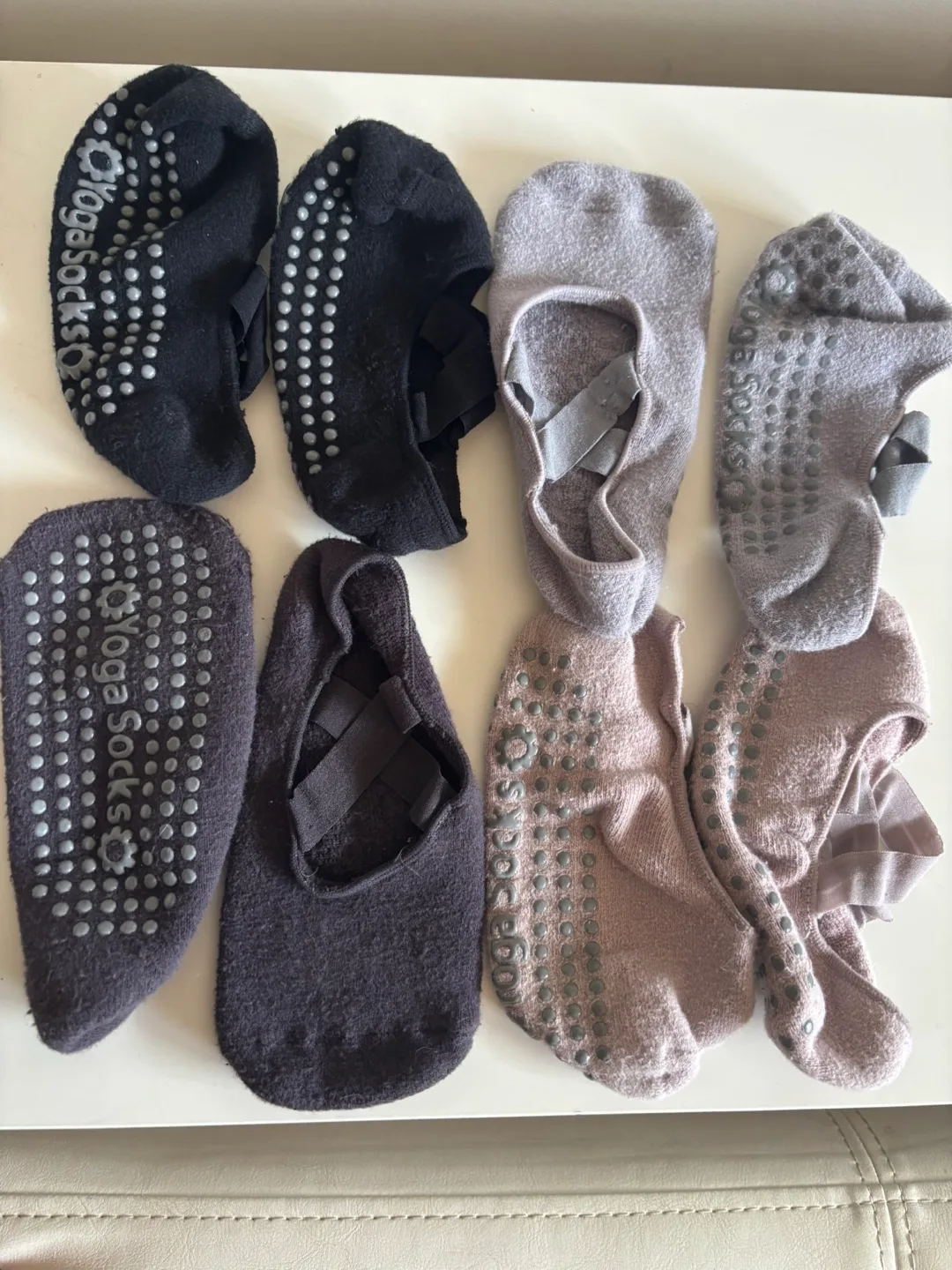 Yoga/pilates grip socks thumbnail