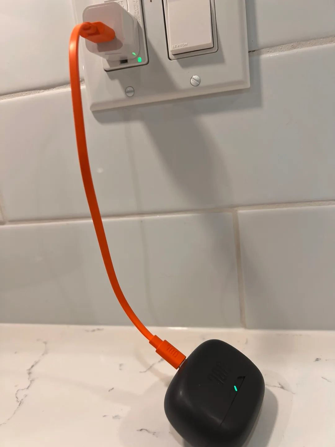 Block/wall Chargers image indicator(4)