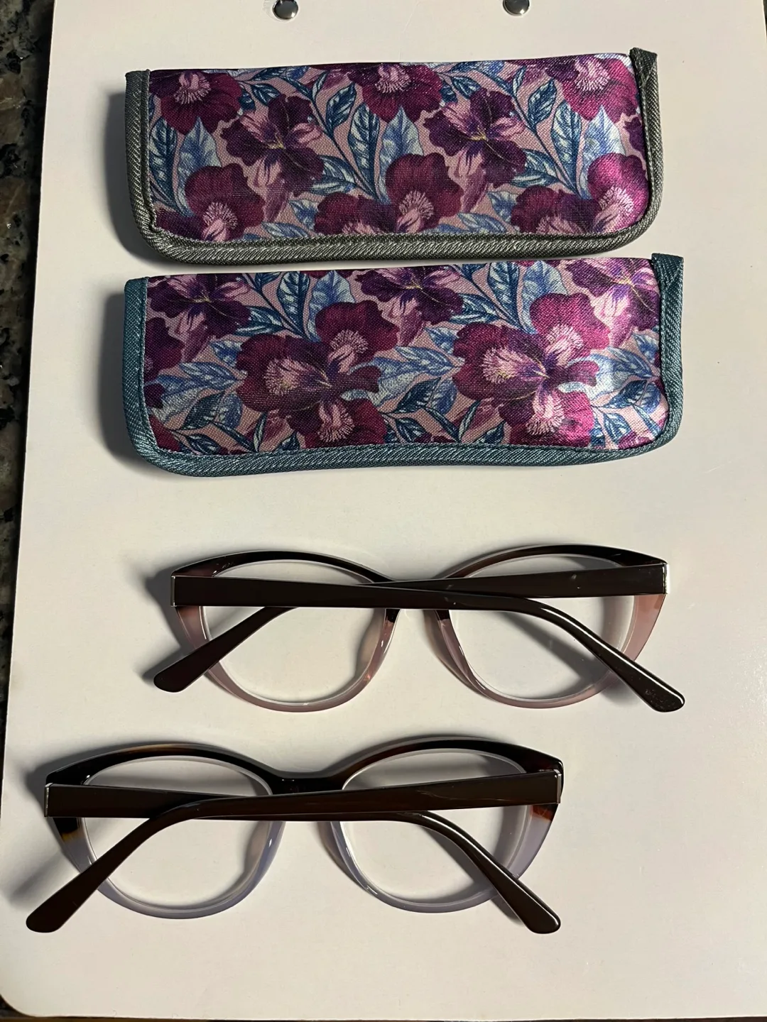 Foster Grant Design Optics Reading Glasses +2.50 thumbnail
