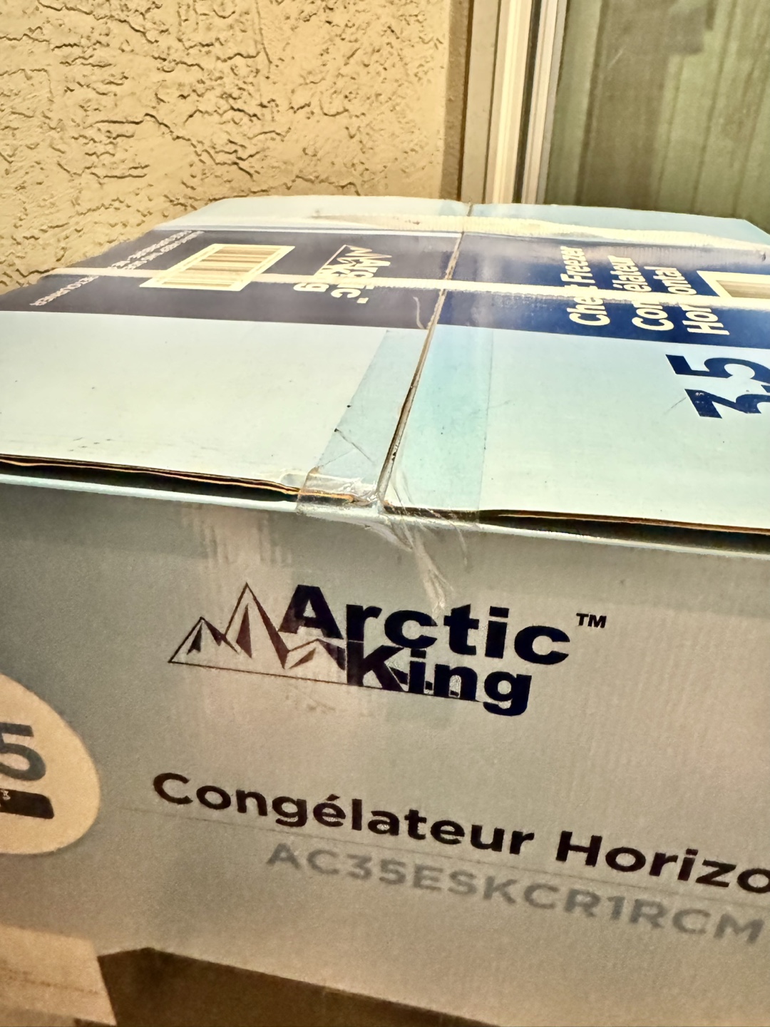 *Brand New* Arctic King 3.5 cu.ft. Chest Freezer - Black - photo 3