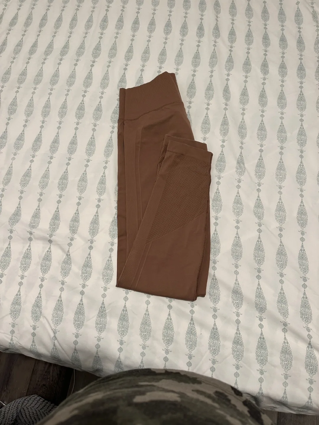 Lululemon Align Leggings Size 8 image indicator(6)