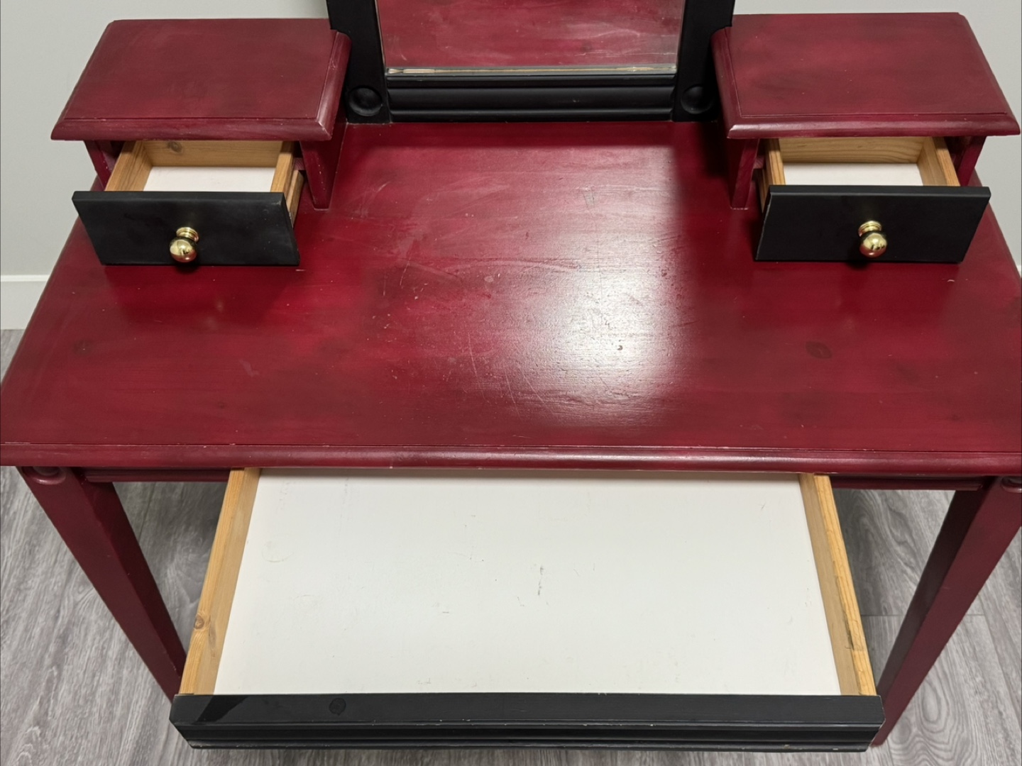 Red Vanity Desk with Mirror - photo 3