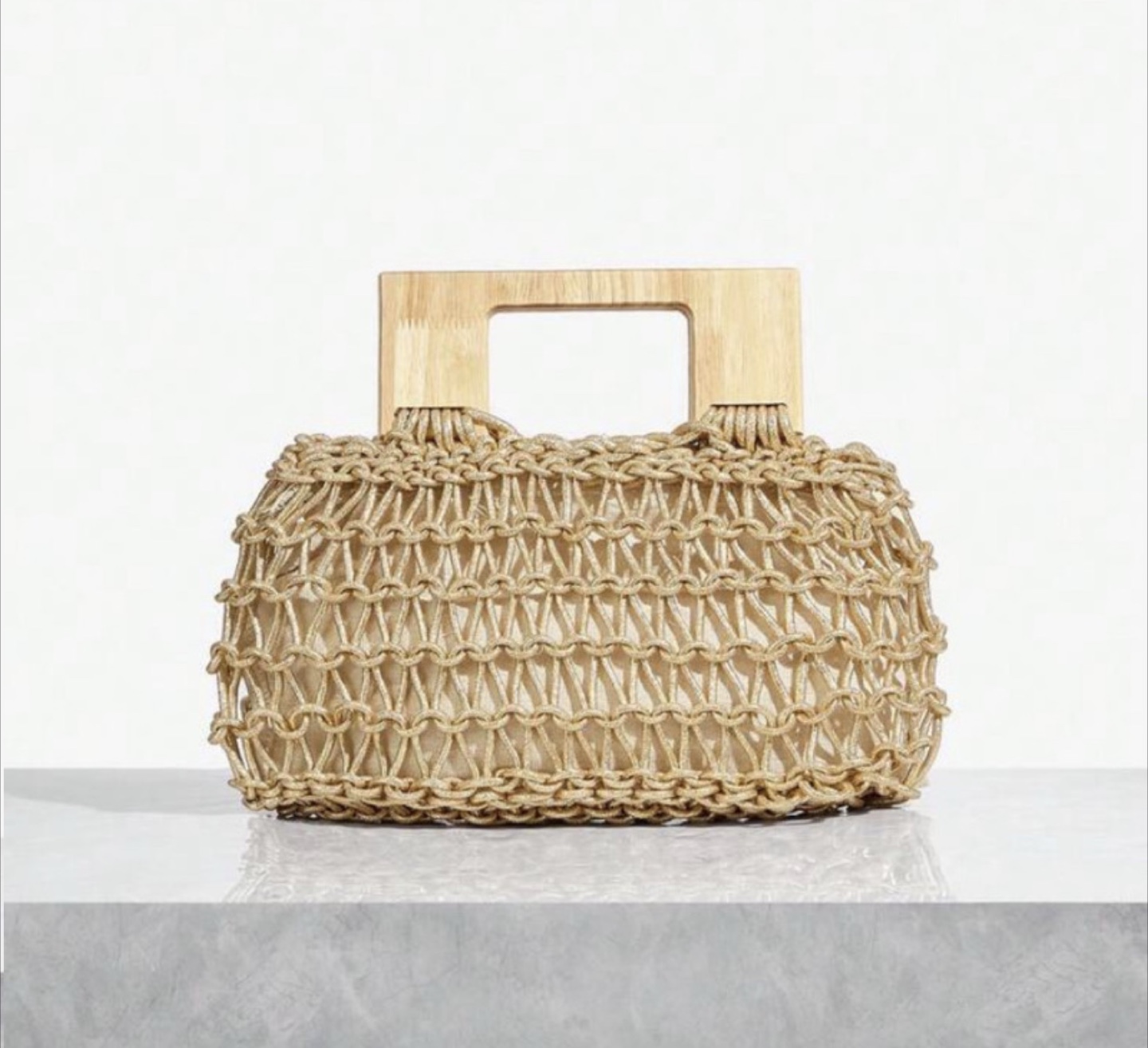 Stylish new handwoven straw bag in gold color - photo 3