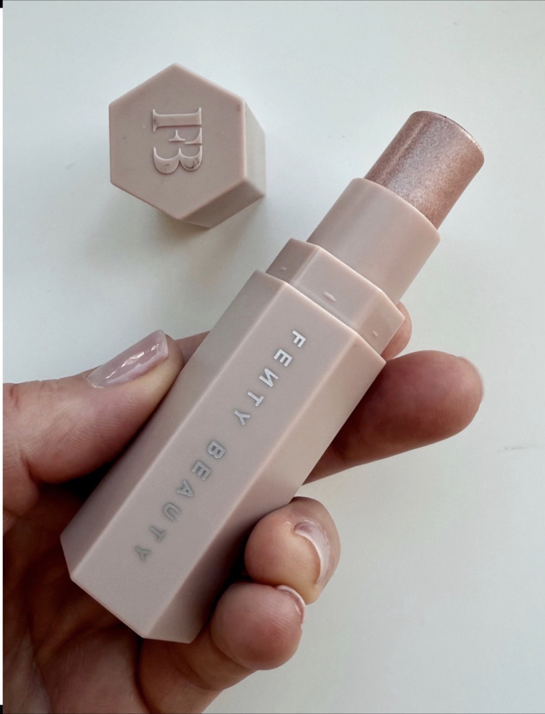 Fenty Beauty Match Stix Shimmer Skinstick – Shade: Starstruck - photo 3