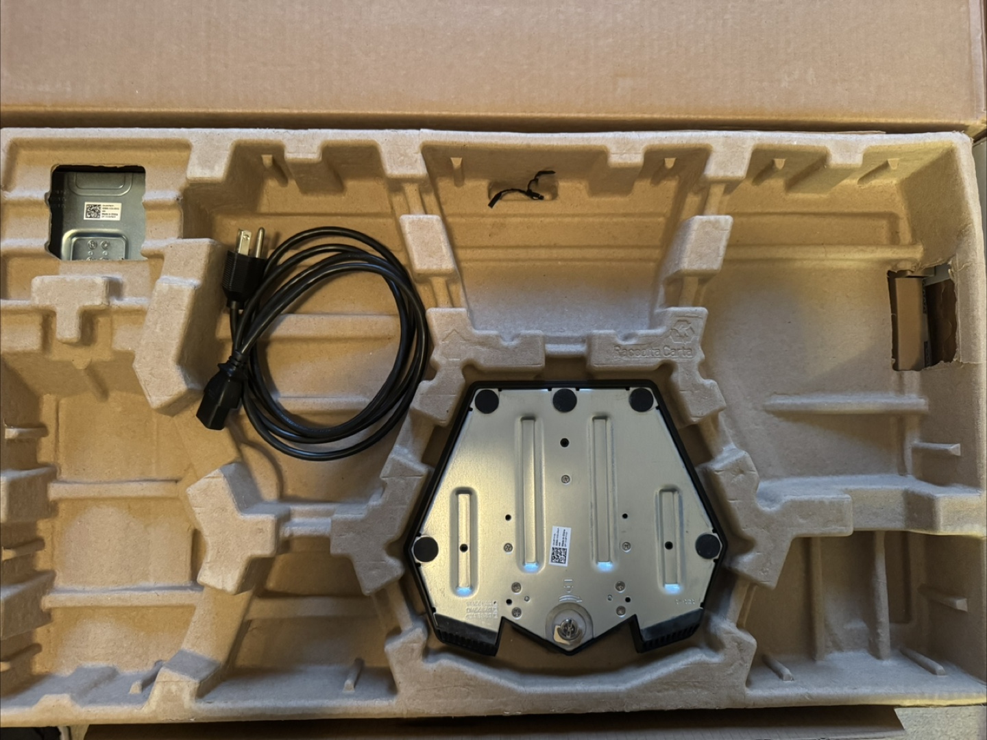 Prime condition 165 Hz Dell Monitor with Box - photo 5