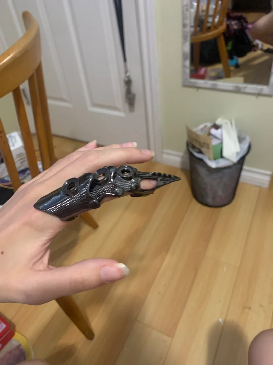Metal Claw Ring - Adjustable thumbnail