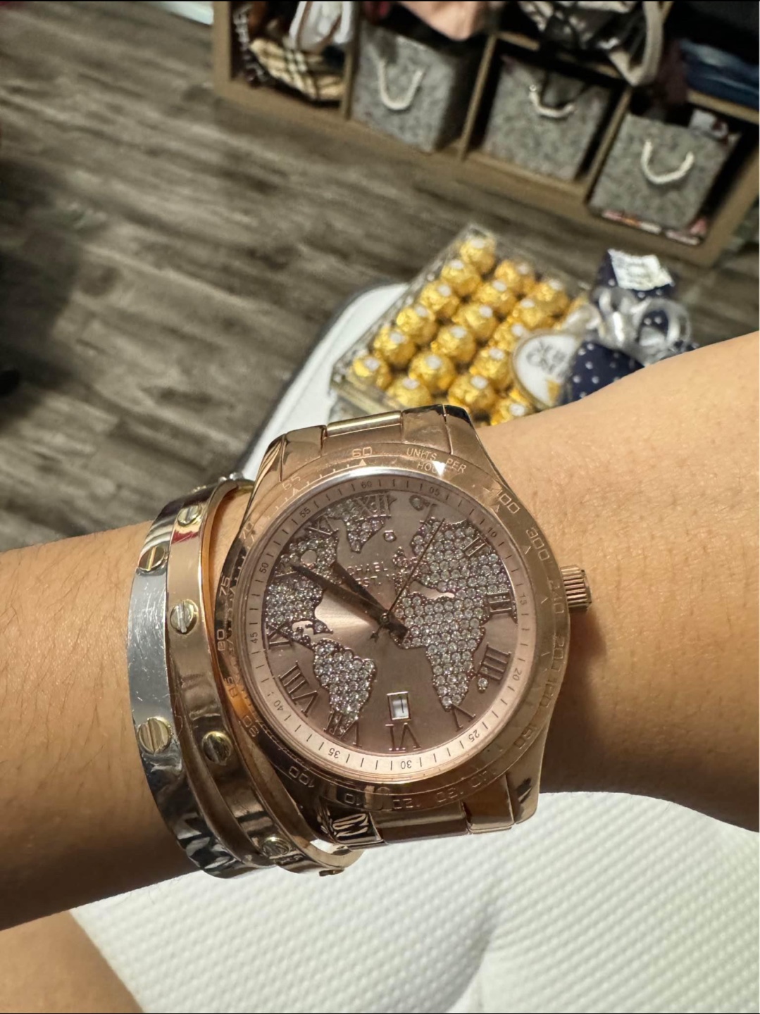 Michael Kors Rose Gold Watch - photo 2