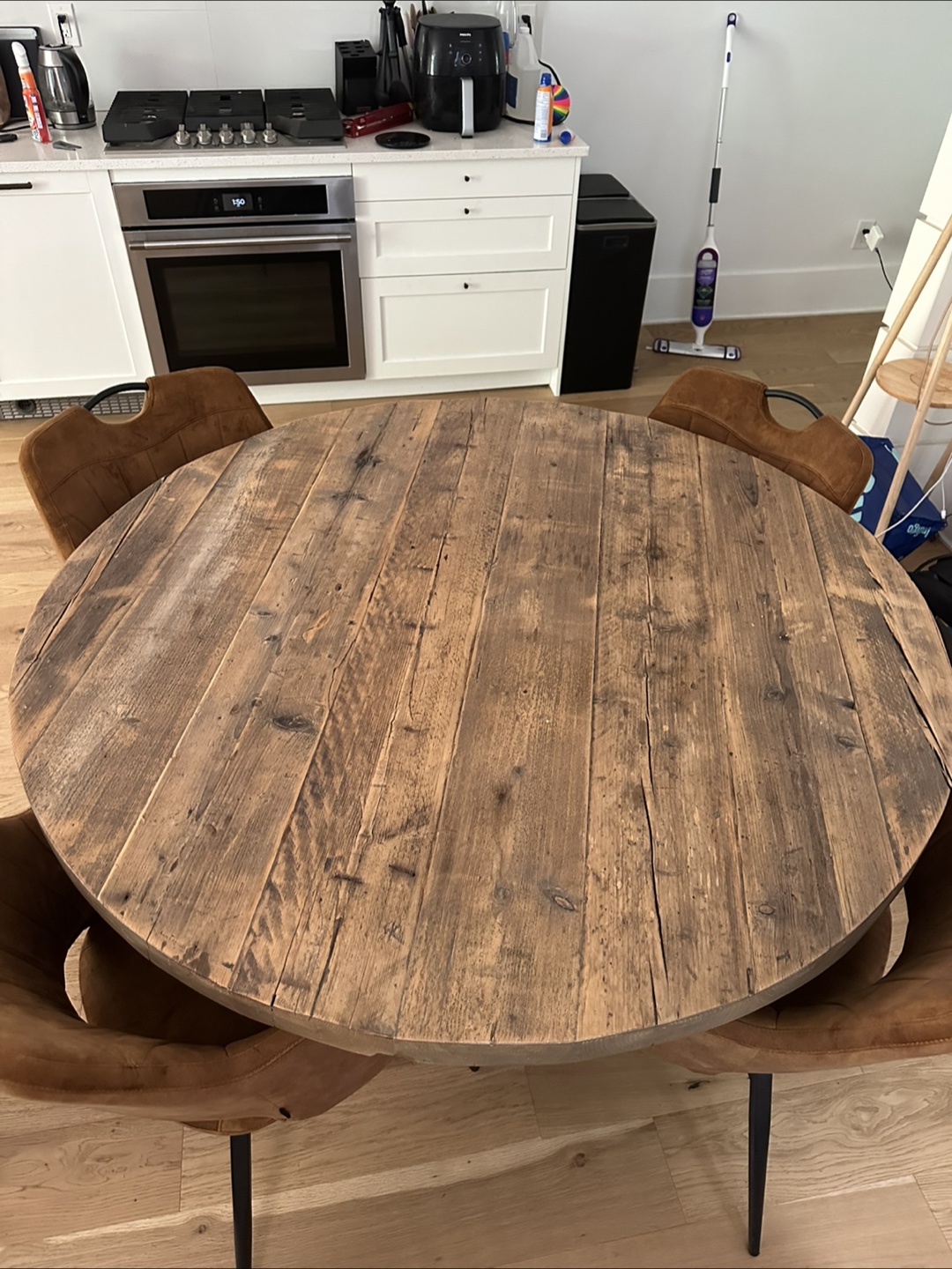Round Wooden Dining Table - photo 2