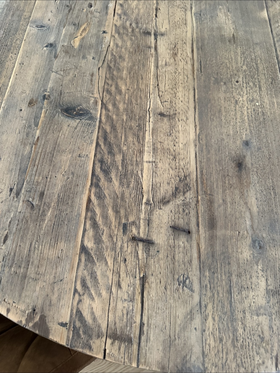 Round Wooden Dining Table - photo 3