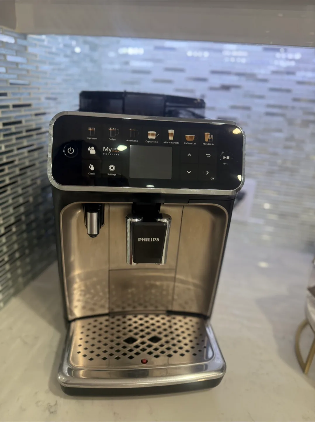 Philips 5400 Espresso Machine thumbnail