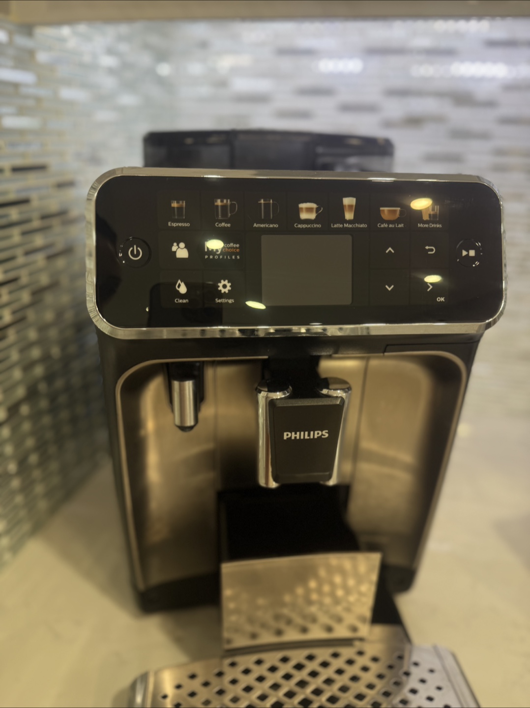 Philips 5400 Espresso Machine - photo 2