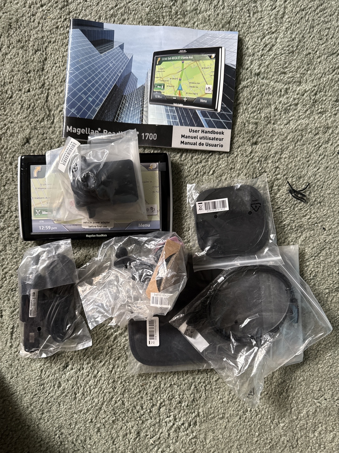Magellan RoadMate 1700 GPS Navigator - photo 2