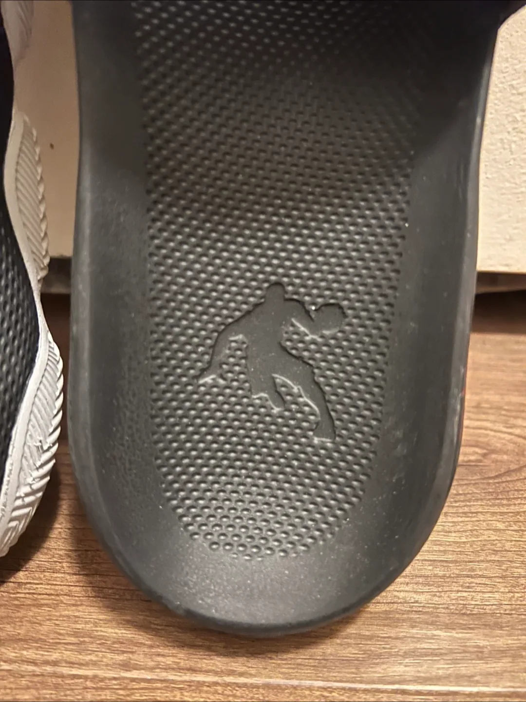 AND 1 Black Slides Size 13 image indicator(4)