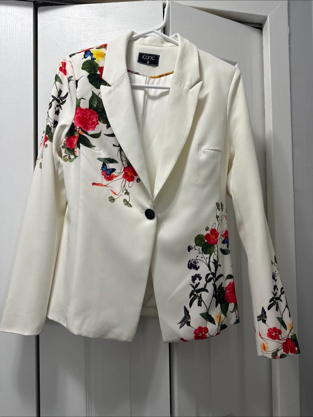 Iconic Floral Blazer - Size 8 thumbnail