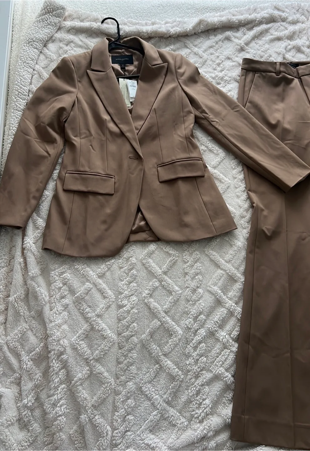 New Banana Republic Suit Set - Size 0 Petite image indicator(3)