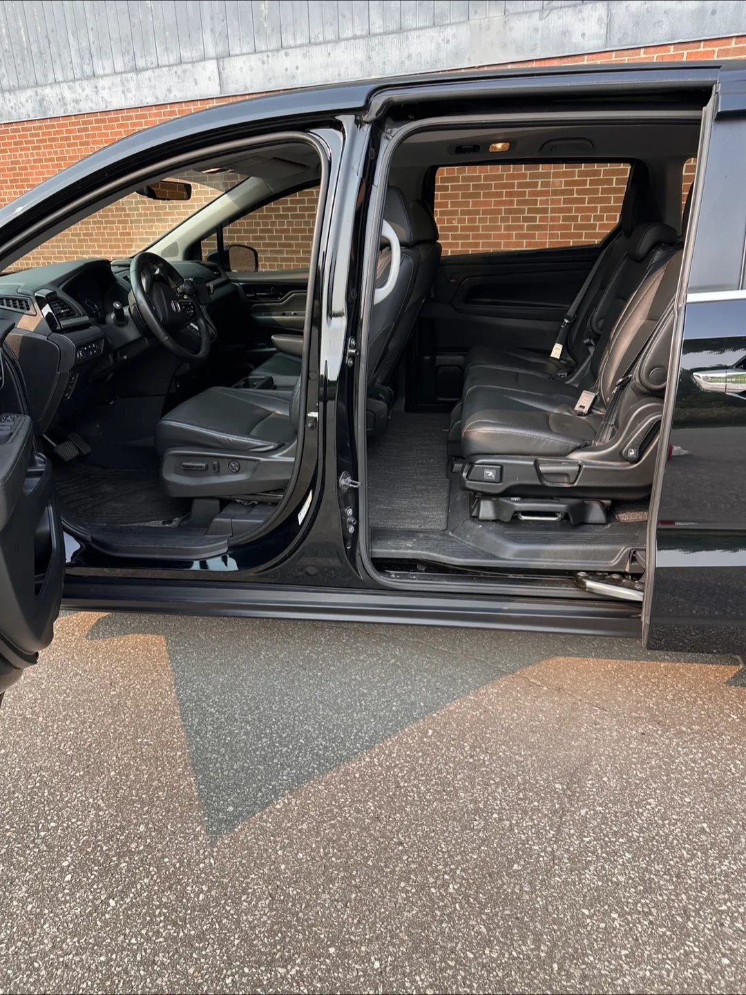 Honda Odyssey 2022 image indicator(2)