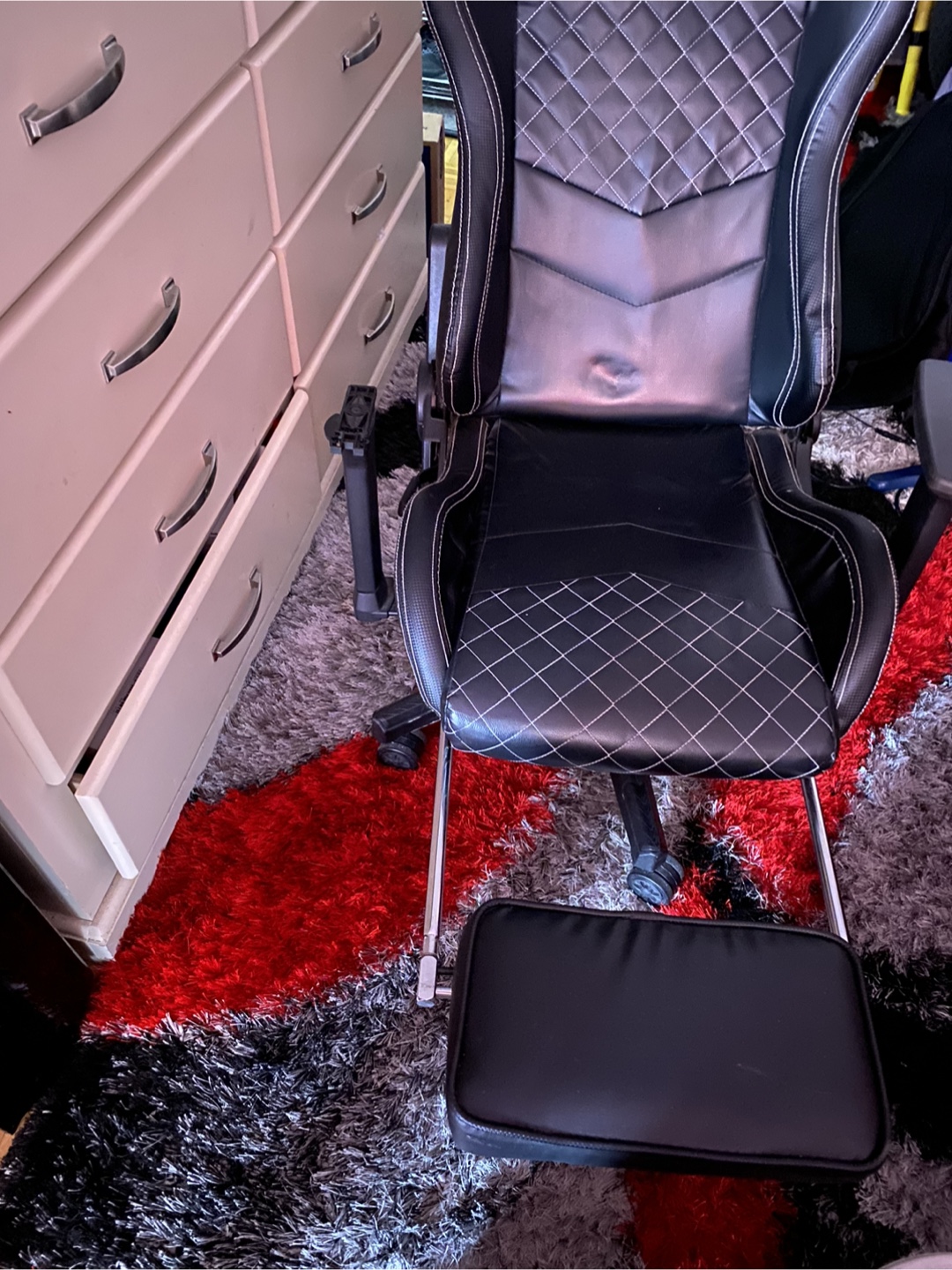Black Gaming Chair with Footrest - photo 5