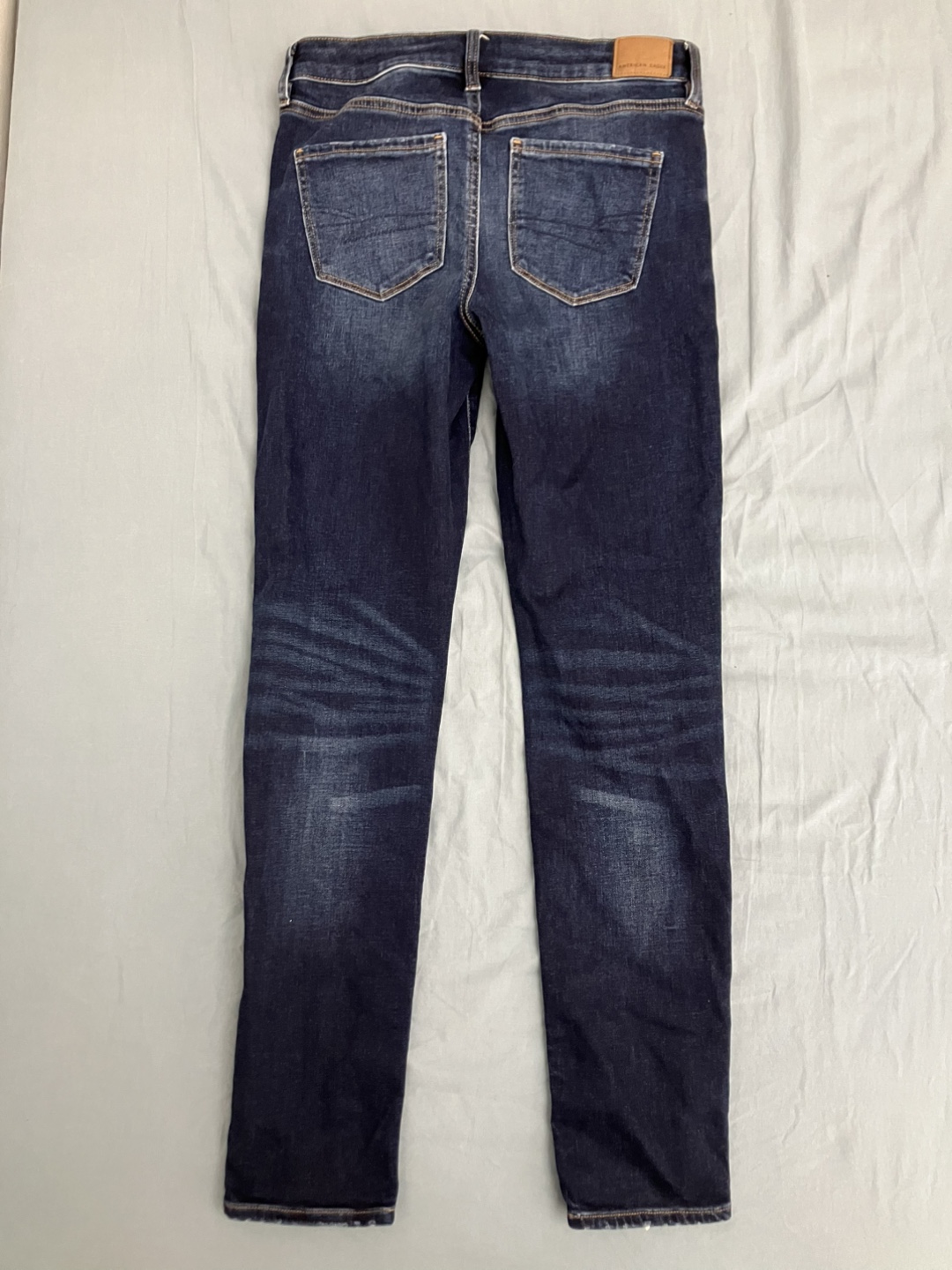 American Eagle Dark Wash Jeans - Size 6 Long Mid Rise - photo 2