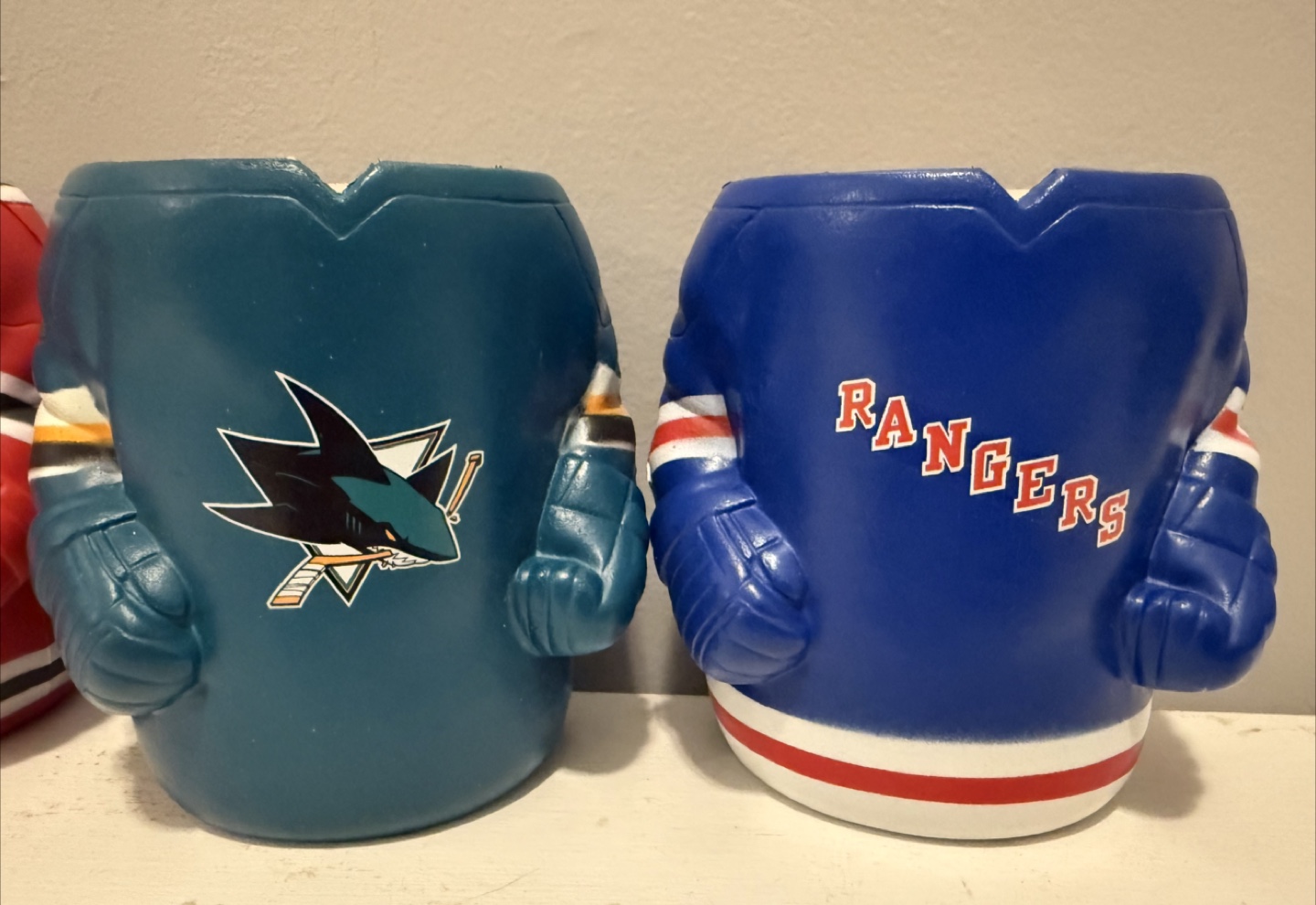 4 Official NHL Beer Can Bottle Foam Jersey Koozies - photo 2