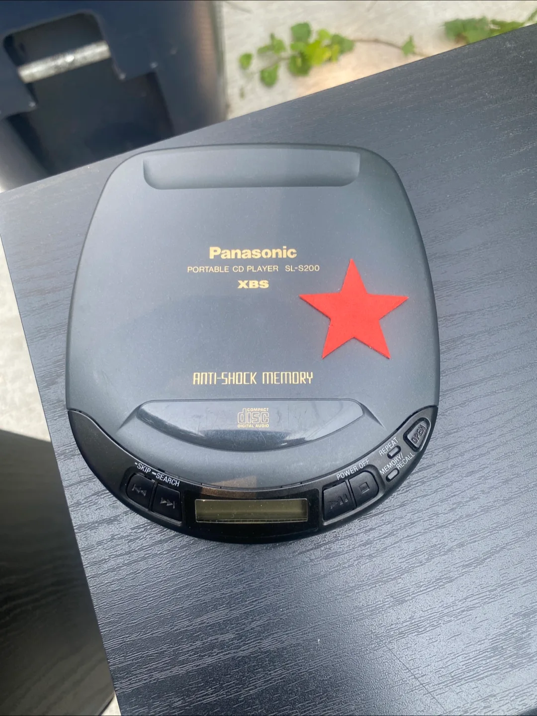 Panasonic Portable CD Player SL-S200 thumbnail